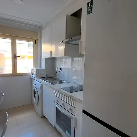 Piso Cerca De La Playa En En El Mediterraneo Real * פואנגירולה