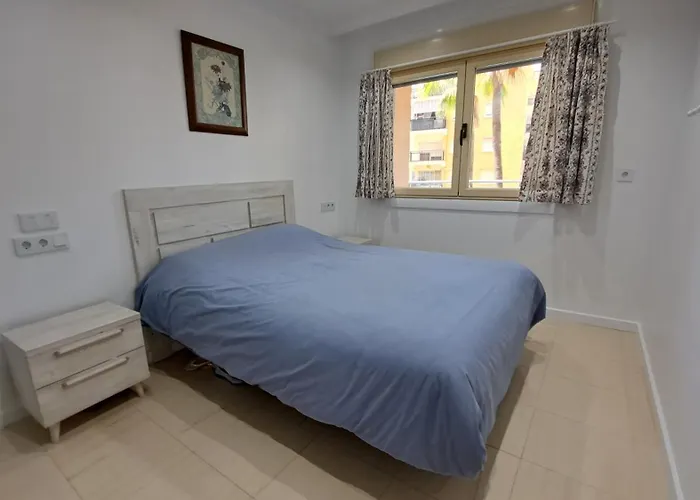 Piso Cerca De La Playa En En El Mediterraneo Real